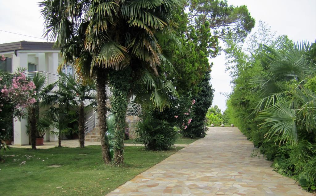 Agriturismob&B Loggia Degli Artisti Palazzolo dello Stella Екстериор снимка